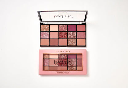 Technic Invite Only 30g palette for complete makeup looks with multiple shades and smooth application