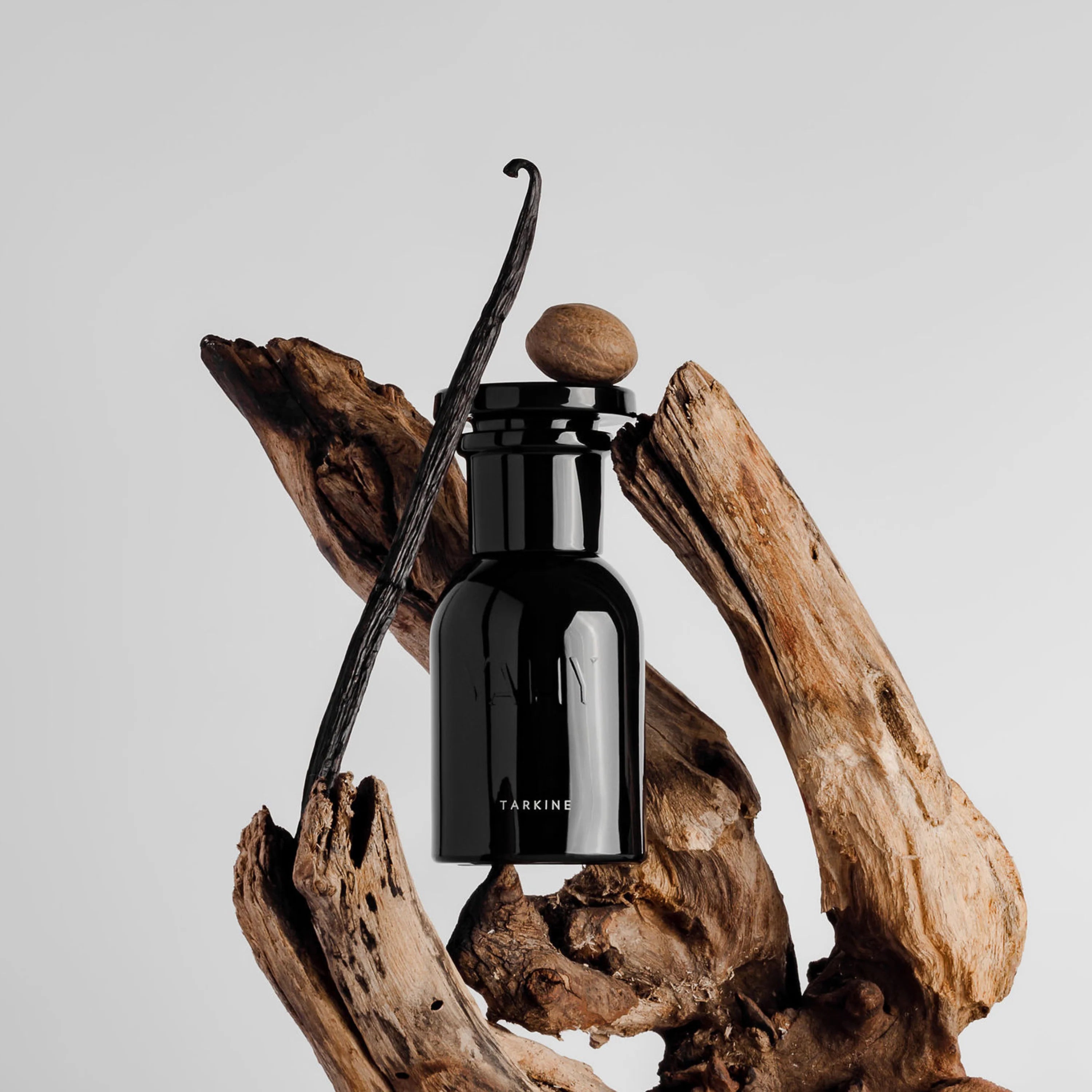 VAHY Tarkine Natural Perfume 50ml for woody notes and soft smoky depth with a refined natural feel