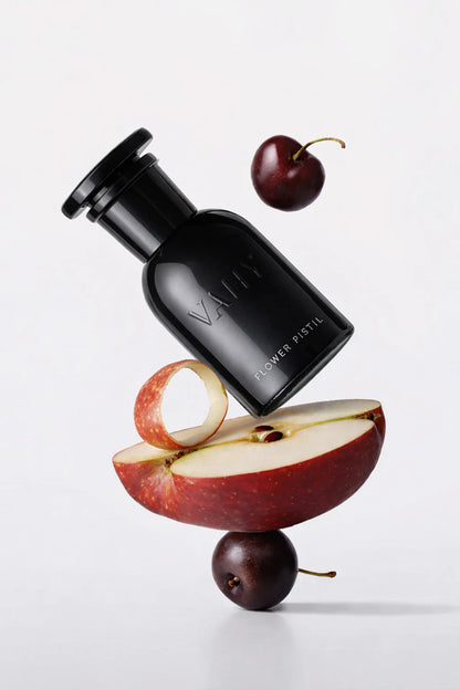 VAHY Flower Pistil Natural Perfume 50ml with delicate florals lifted by a luminous and weightless feel