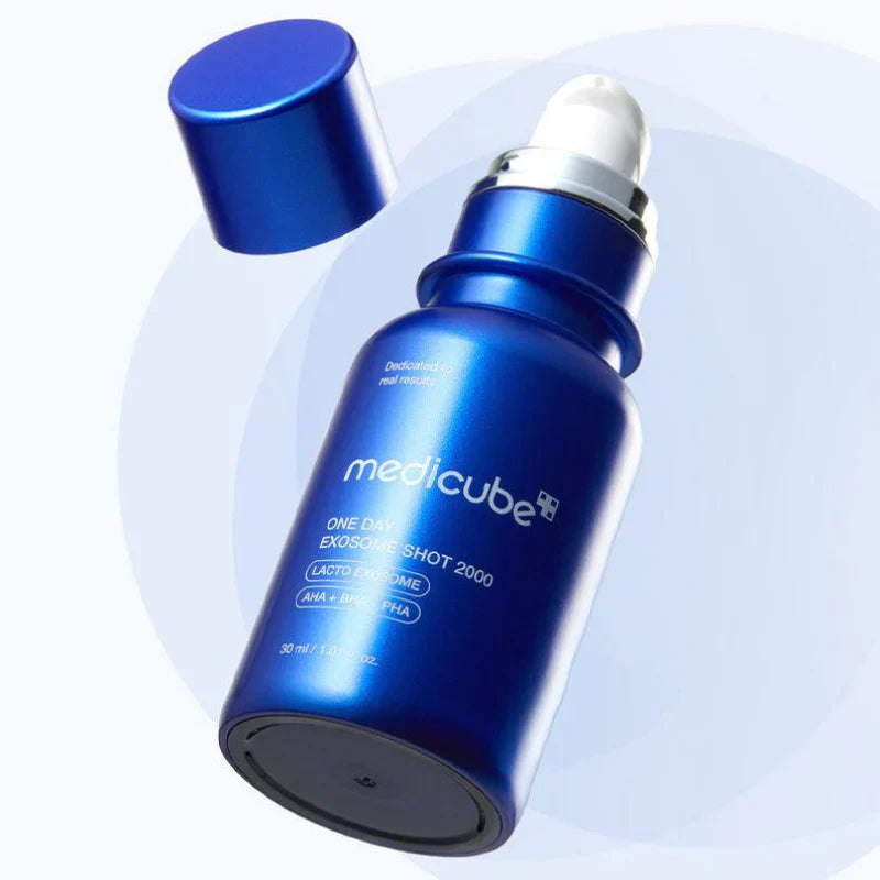 Medicube One Day Pore Serum 2000 30ml helping to minimise the appearance of pores and improve overall texture