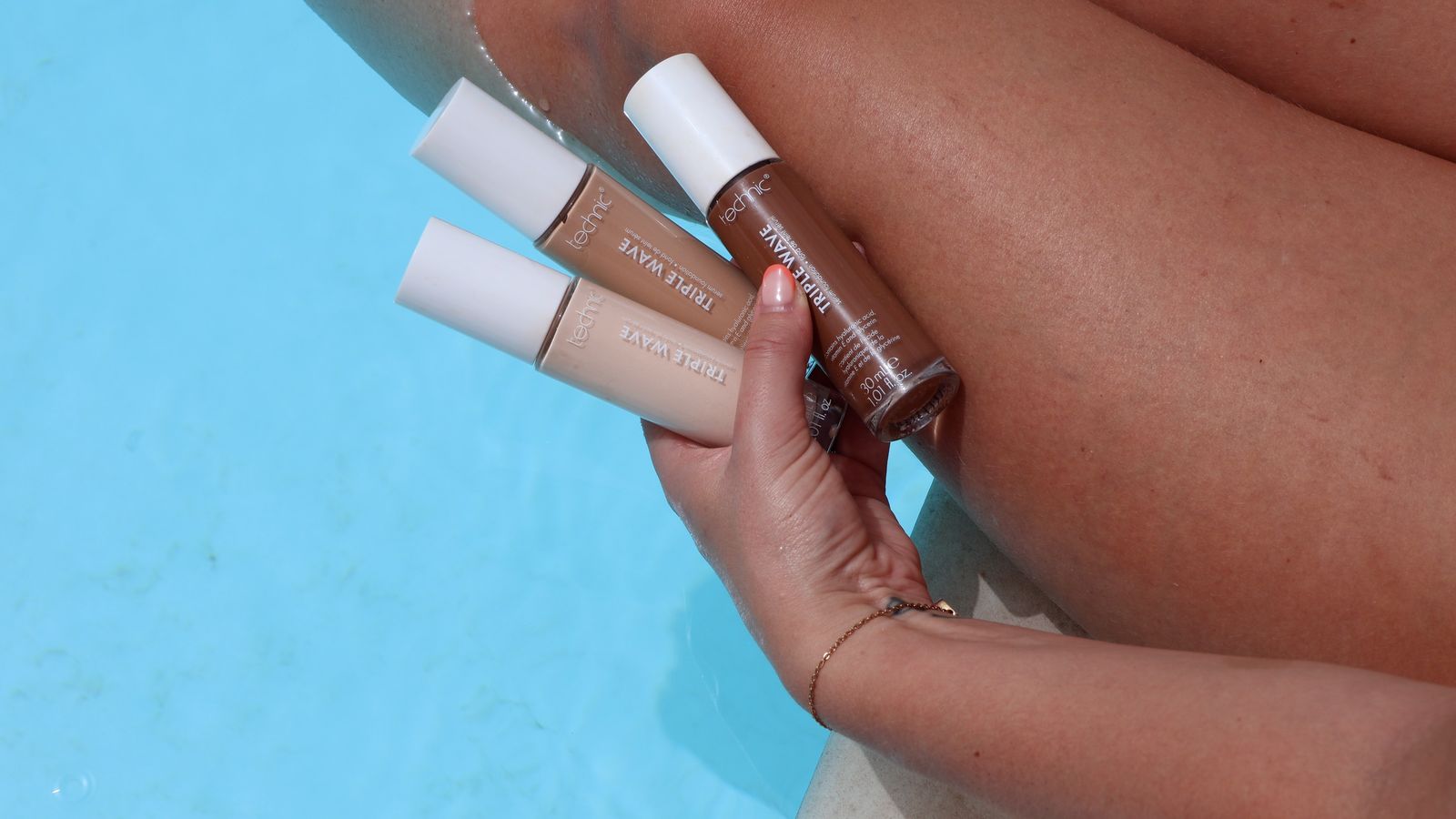 Technic Sundrenched Triple Wave Serum Foundation 30ml liquid serum foundation for smoothing skin evening tone and seamless blending