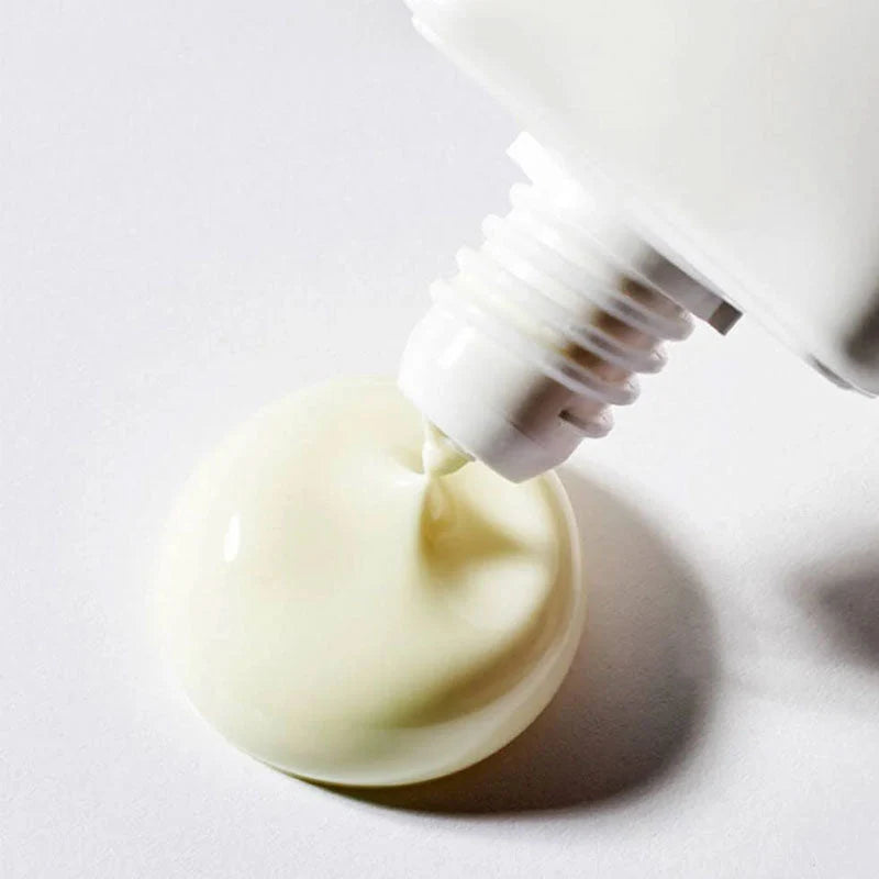 Dr.Jart+ Moisturizing Sun 30ml smooth, lightweight cream texture with a soft, non-sticky finish