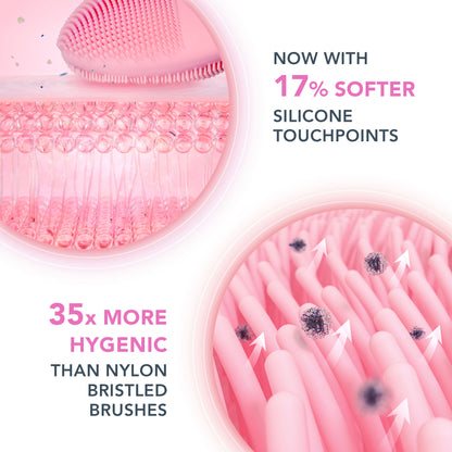 FOREO LUNA™ 4 mini helping to cleanse pores, remove buildup and improve overall skin clarity