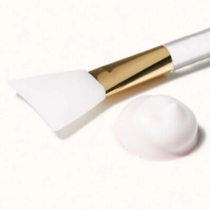 MEDICUBE Jelly Brush soft silicone brush head for precise and smooth product distribution