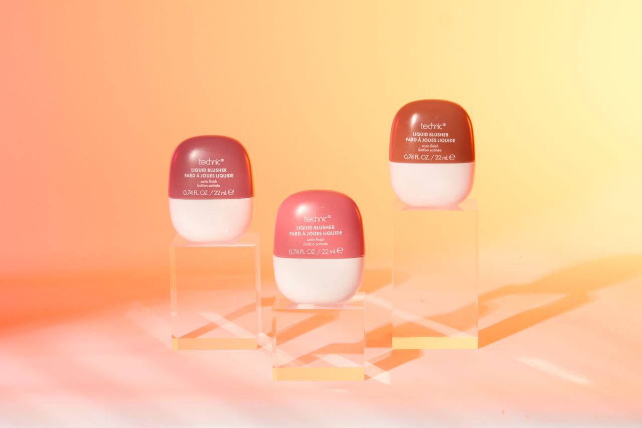 Technic Sundrenched Liquid Blush 22ml for easy blending liquid blush with radiant finish and natural look