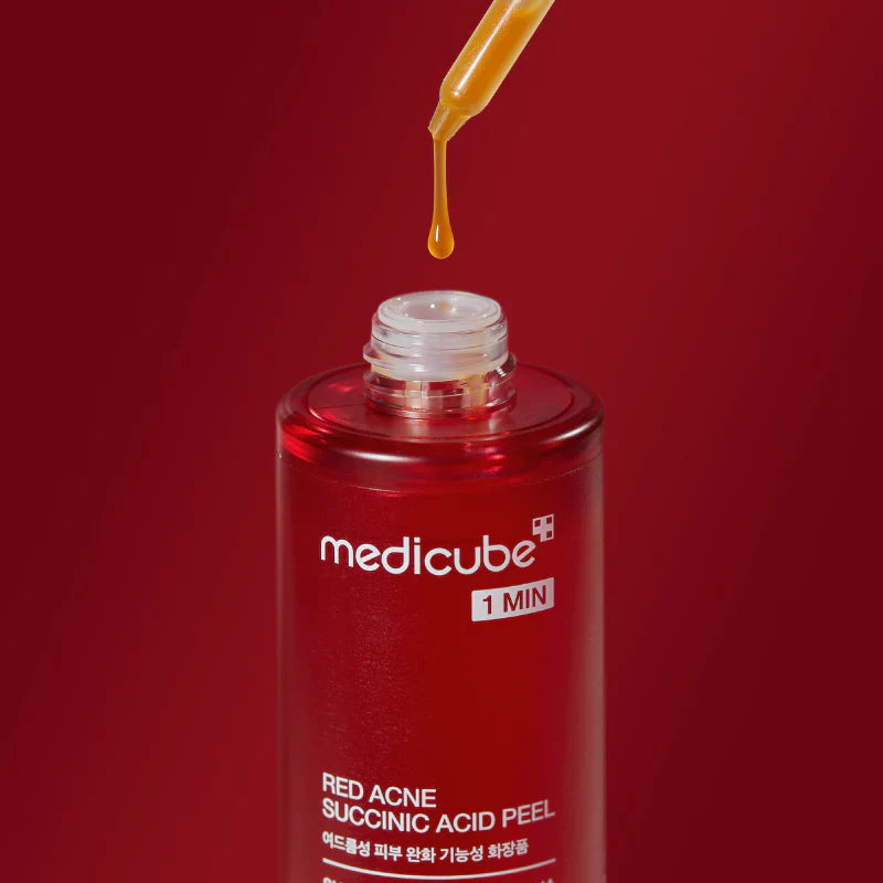 Medicube acne peel 40g close-up showing lightweight consistency for even application