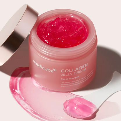 Medicube gel moisturiser 110ml used during device treatment for smoother, more lifted and hydrated skin
